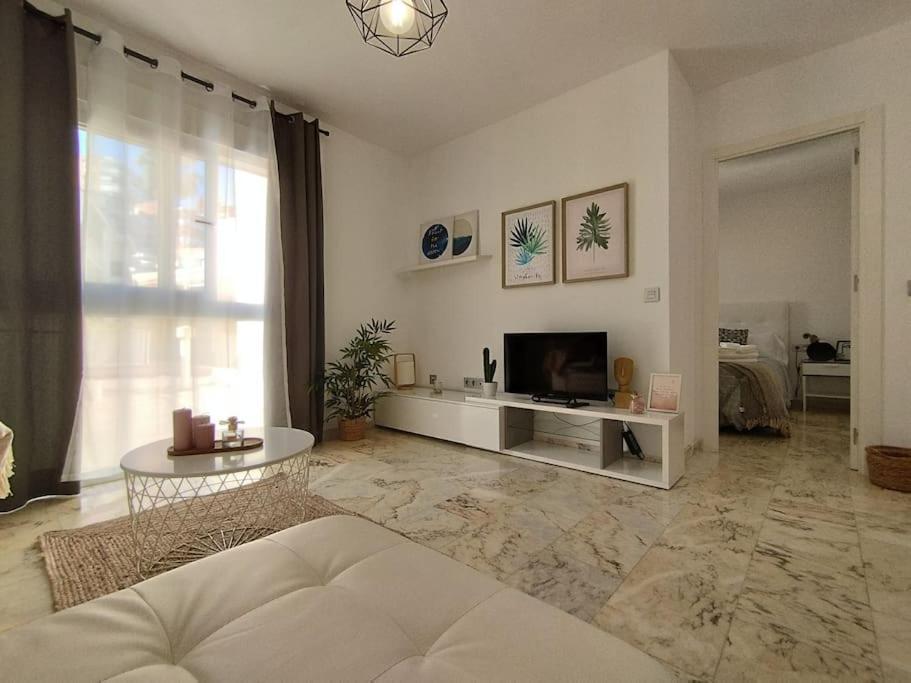 Love Rent4 Malaga Lyli Torremolinos Esterno foto